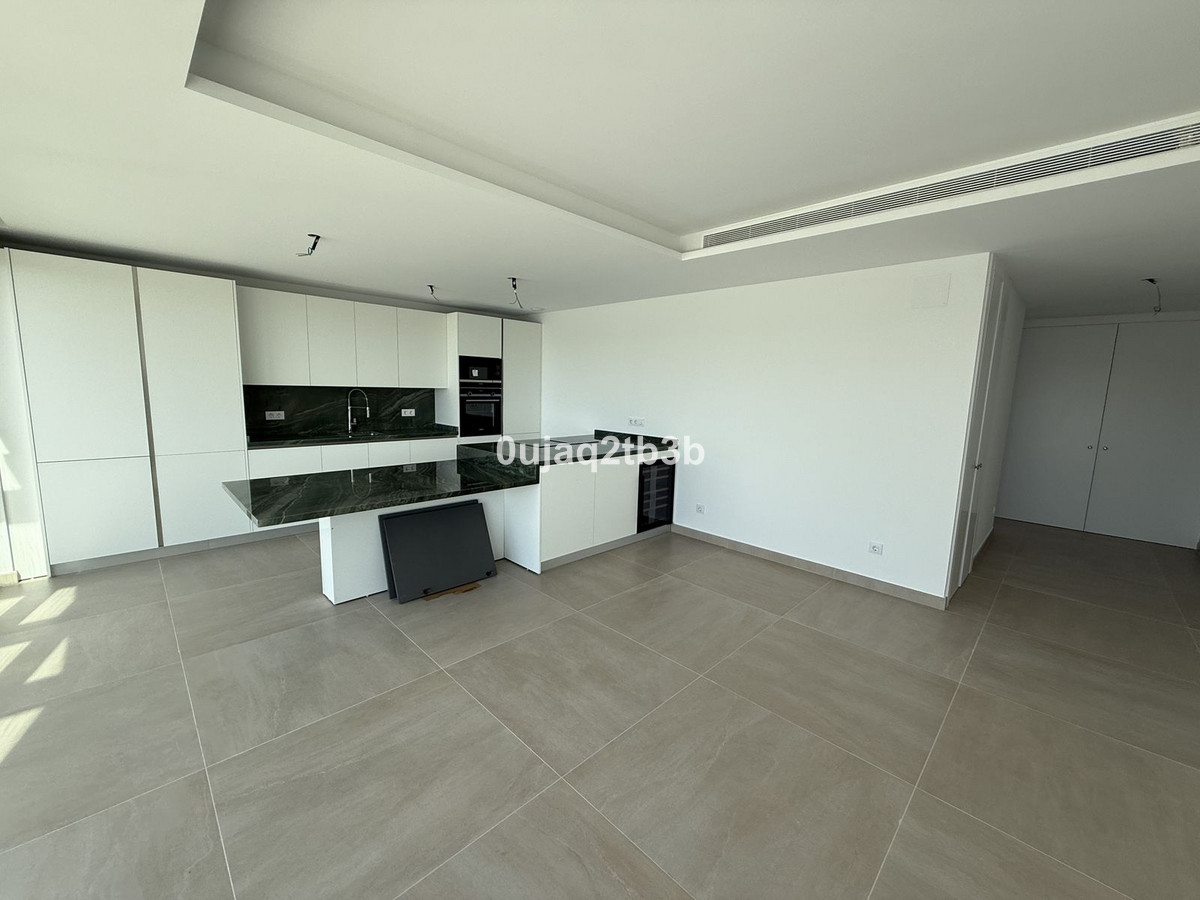 3 Bedroom Penthouse in Estepona - Foto 5