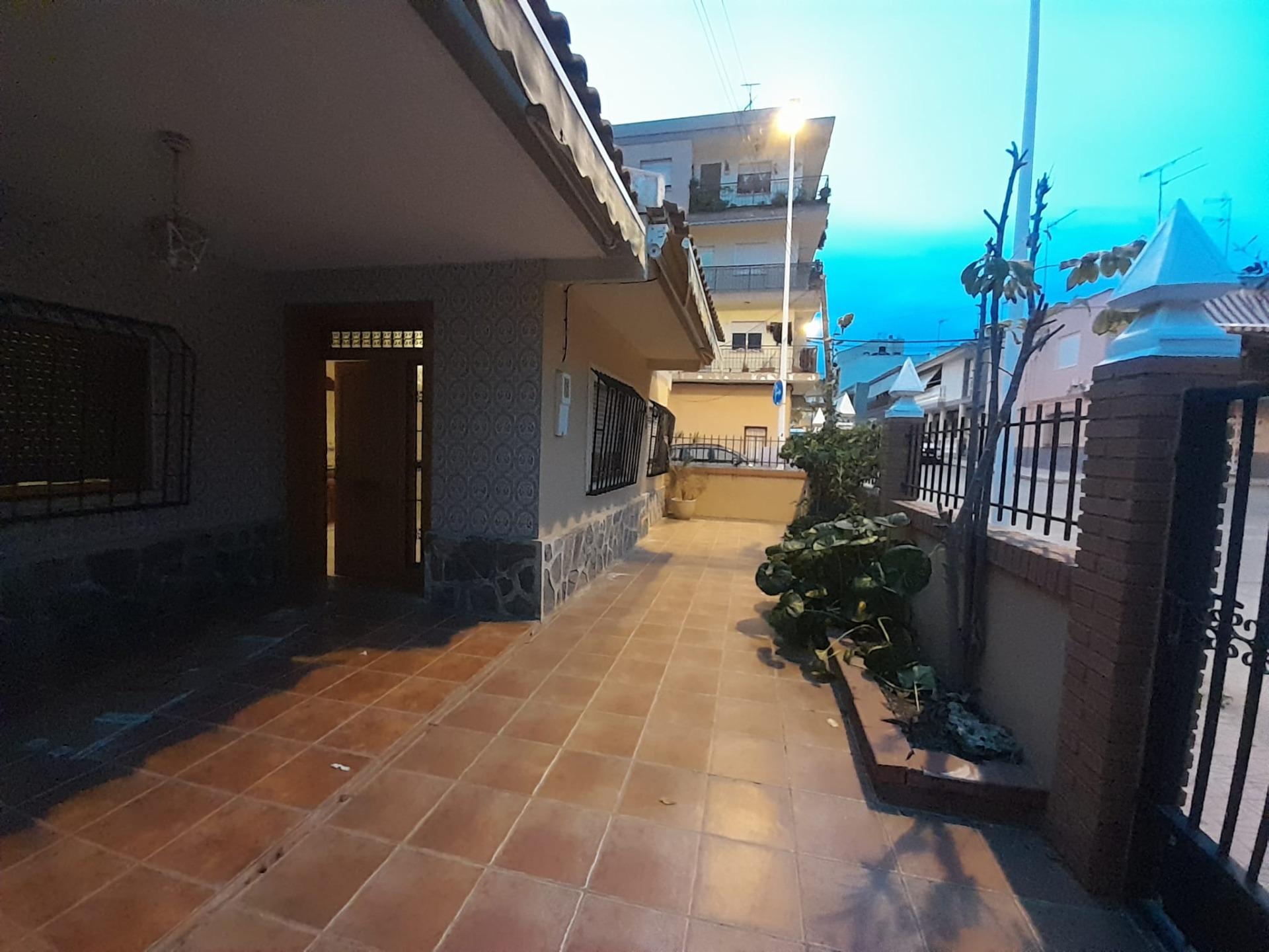 Chalet de 5 dormitorios en Murcia – Foto 10