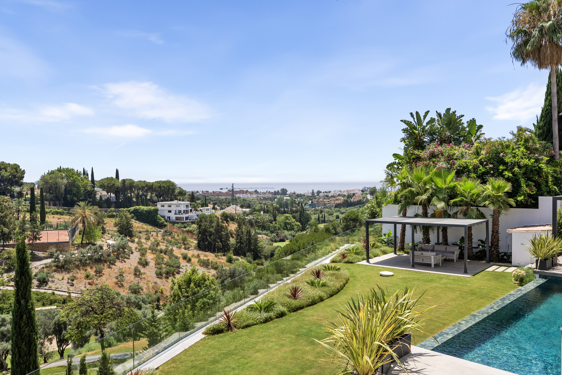6 Bedroom Villa in Benahavís - Foto 3