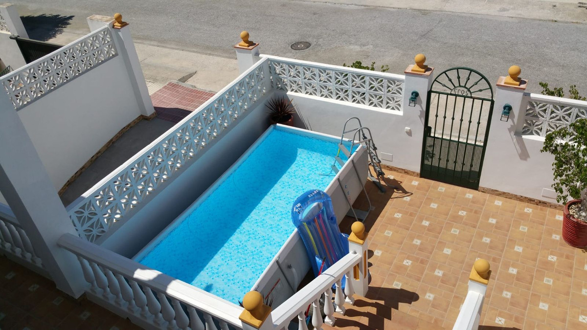 6 Bedroom Townhouse in San Pedro de Alcántara - Photo 35