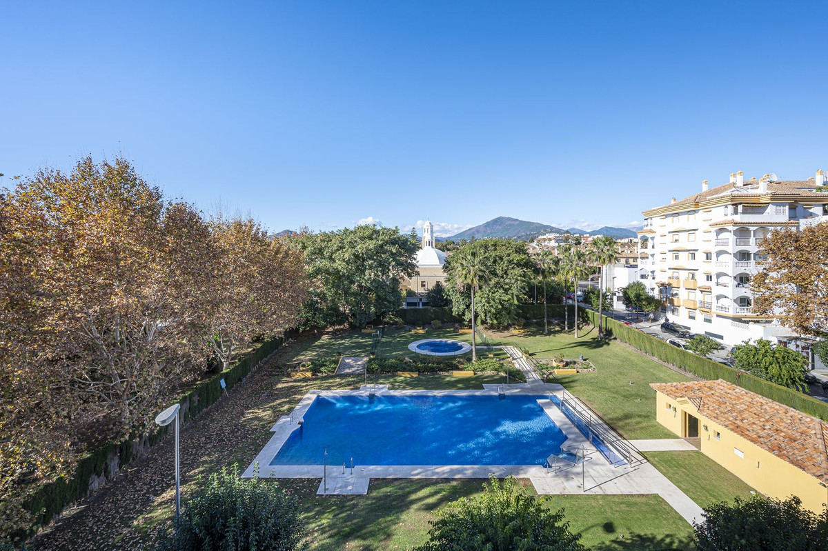 3 Bedroom Apartment in San Pedro de Alcántara - Photo 38