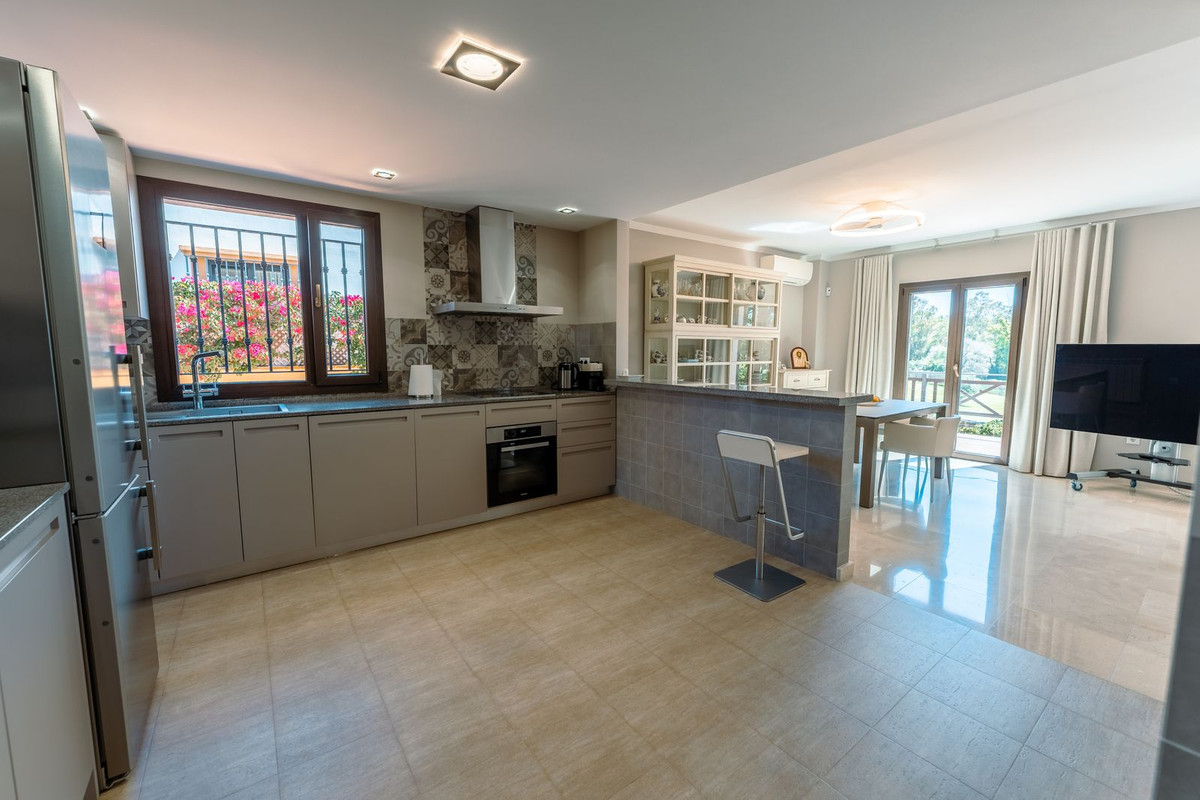 5 Bedroom Villa in San Pedro de Alcántara - Foto 14