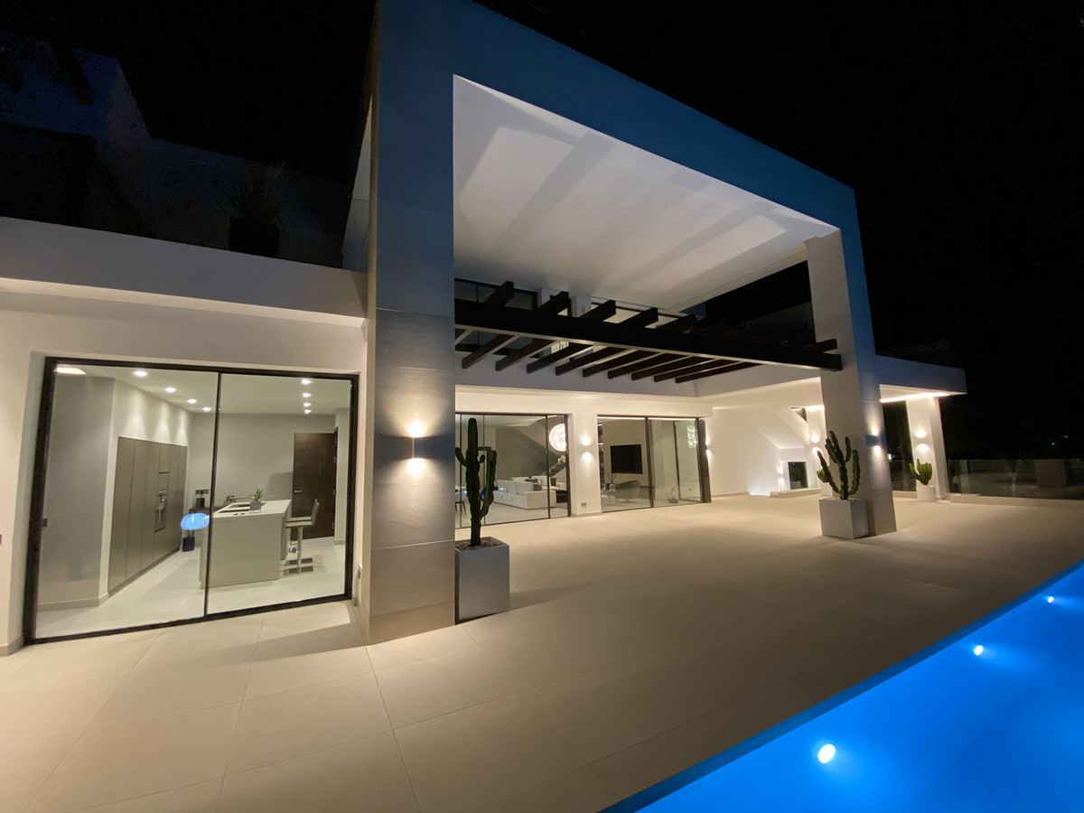 6 Bedroom Villa in Benahavís - Foto 14