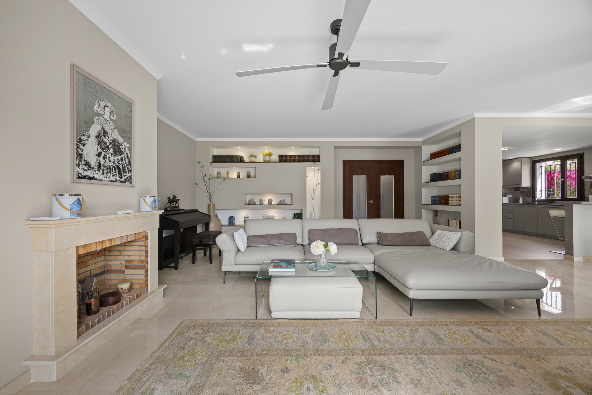 5 Bedroom Villa in San Pedro de Alcántara - Photo 2