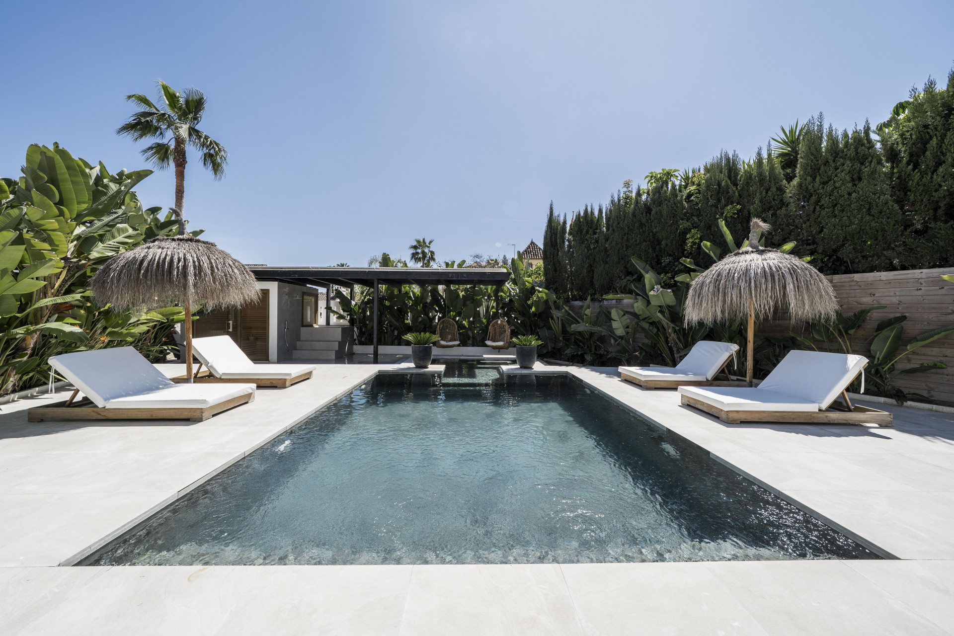 6 Bedroom Villa in Marbella - Photo 4
