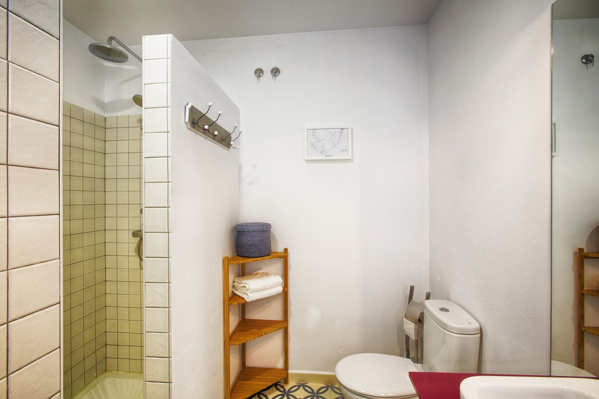 Chalet de 3 dormitorios con piscina en Málaga – Foto 23