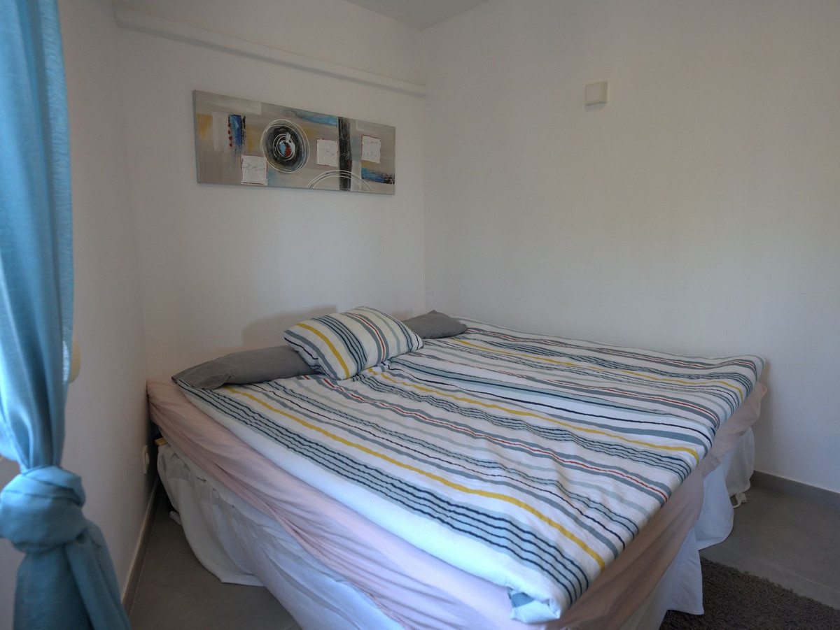 5 Bedroom Villa in Fuengirola - Photo 53