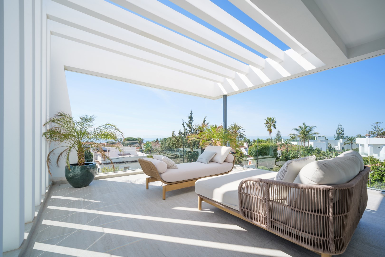 4 Bedroom Villa in Marbella - Photo 14