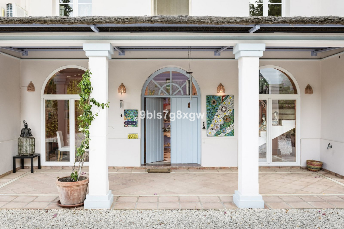 9 Bedroom Country house in Gaucín - Photo 5