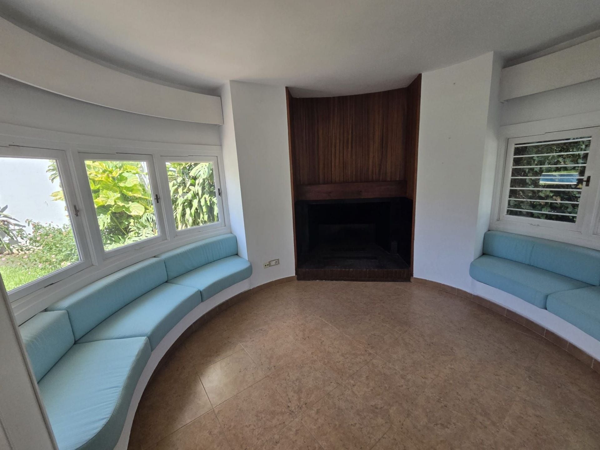 4 Bedroom Villa in Fuengirola - Photo 5
