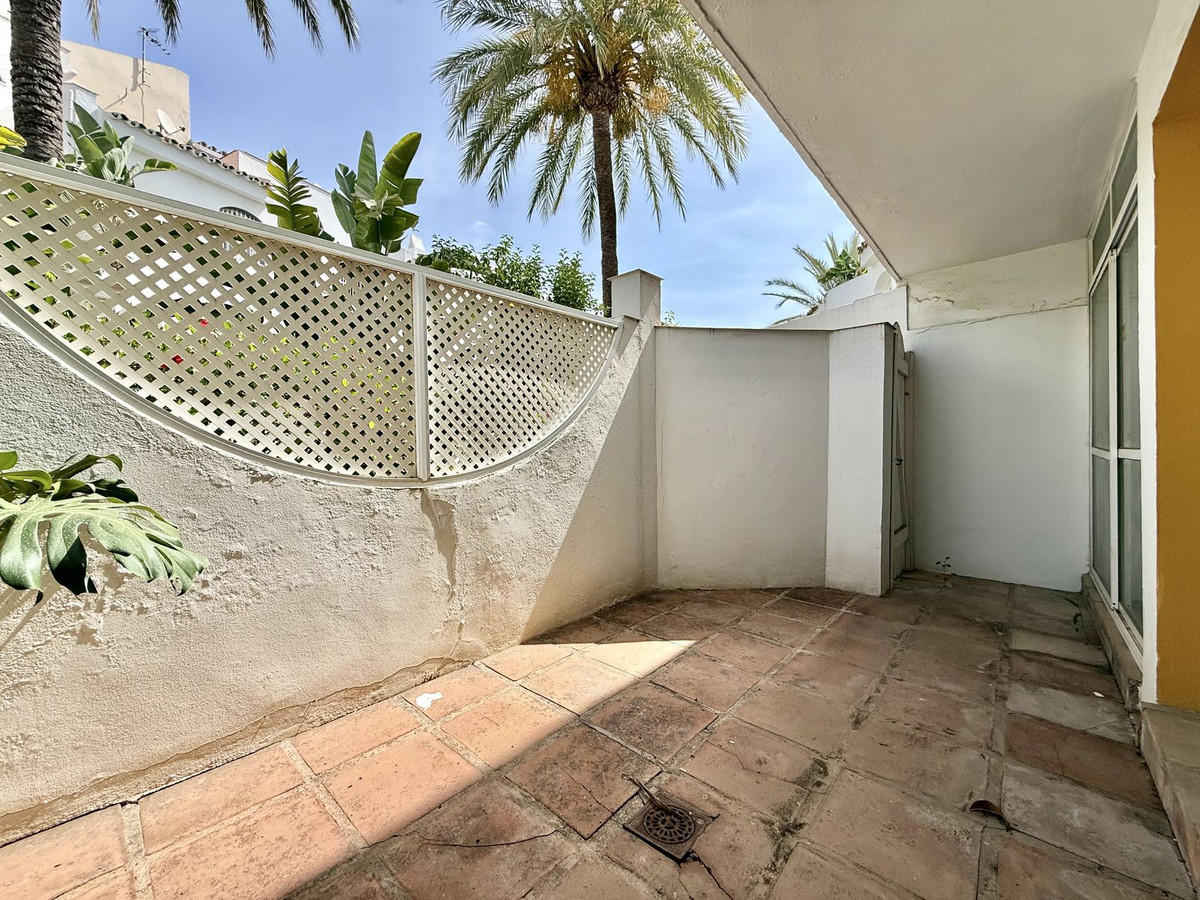 3 Bedroom Townhouse in Marbella - Photo 12