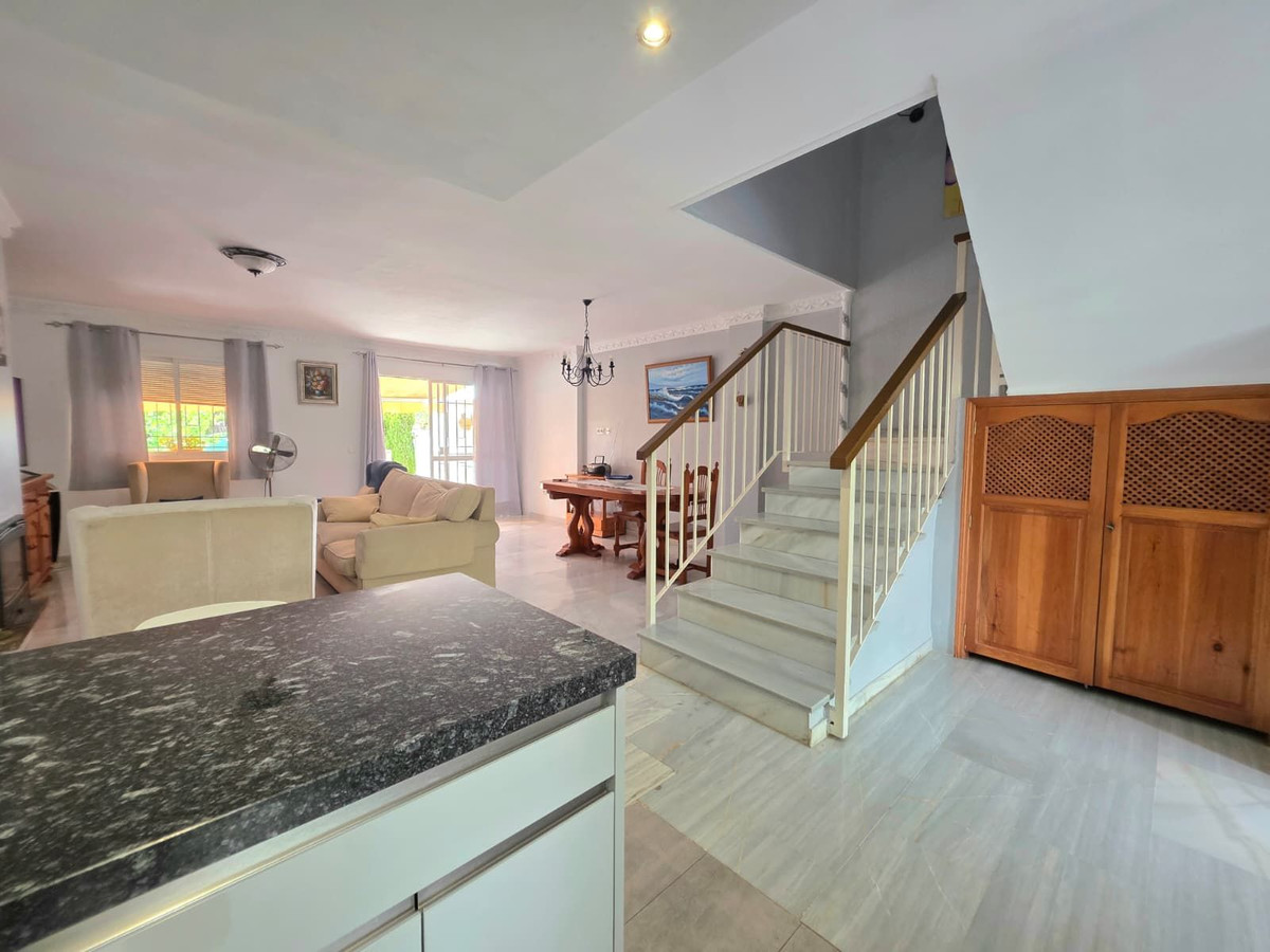 3 Bedroom Townhouse in Marbella - Foto 9