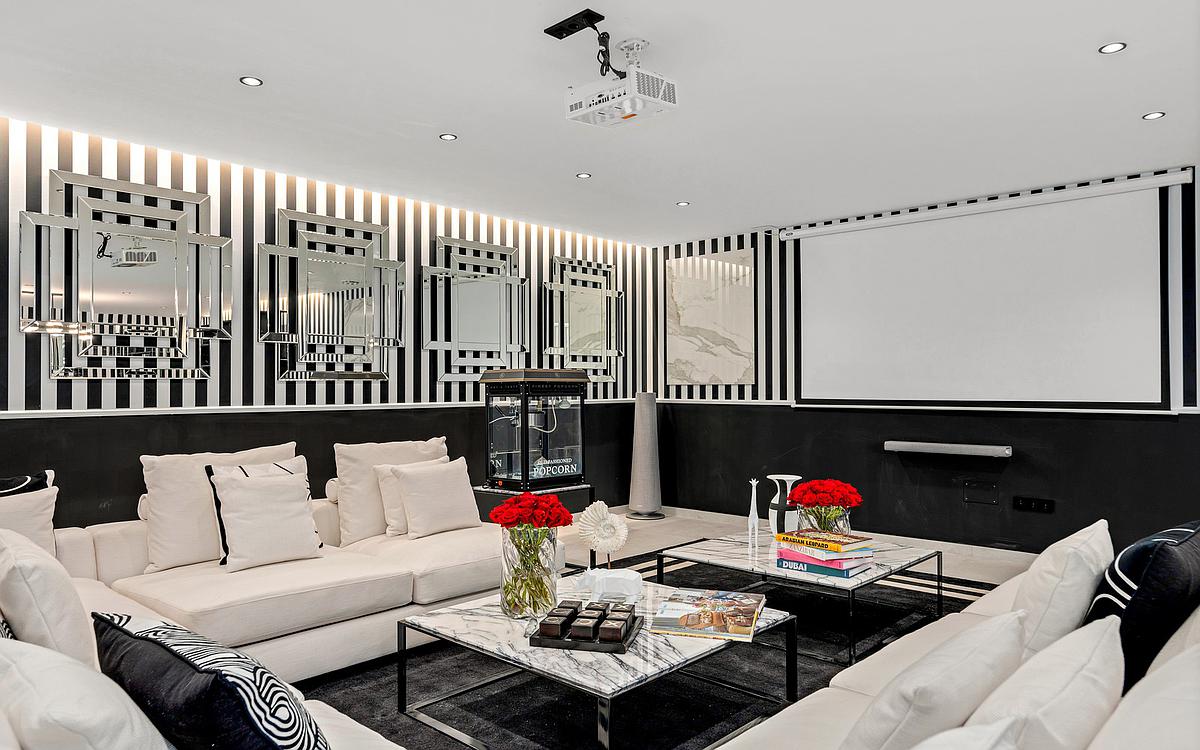 5 Bedroom Villa in Marbella - Photo 14