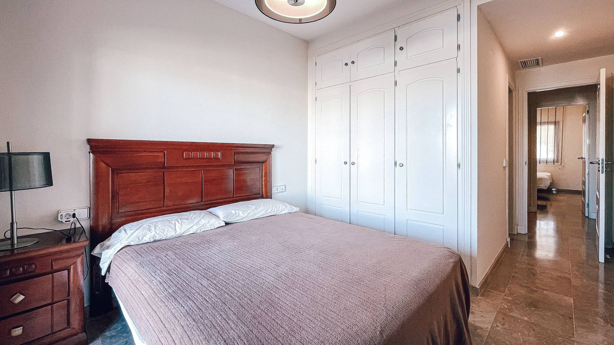 2 Bedroom Apartment in La Duquesa - Фото 6