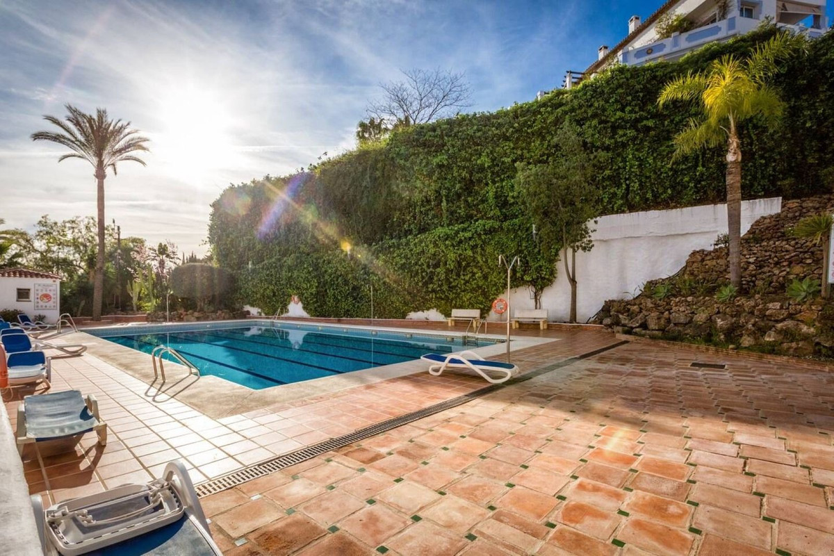 3 Bedroom Apartment in Marbella - Photo 23