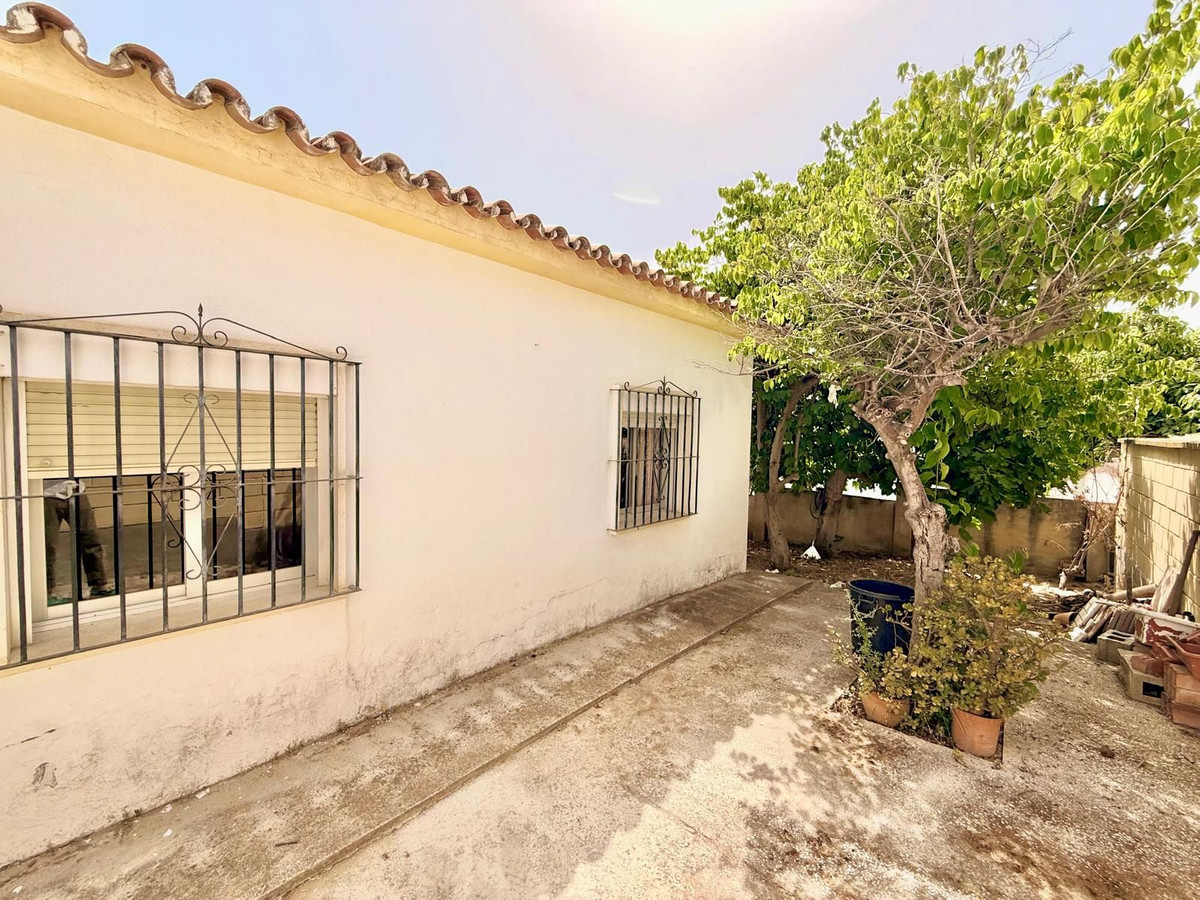 4 Bedroom Villa in Mijas - Photo 24