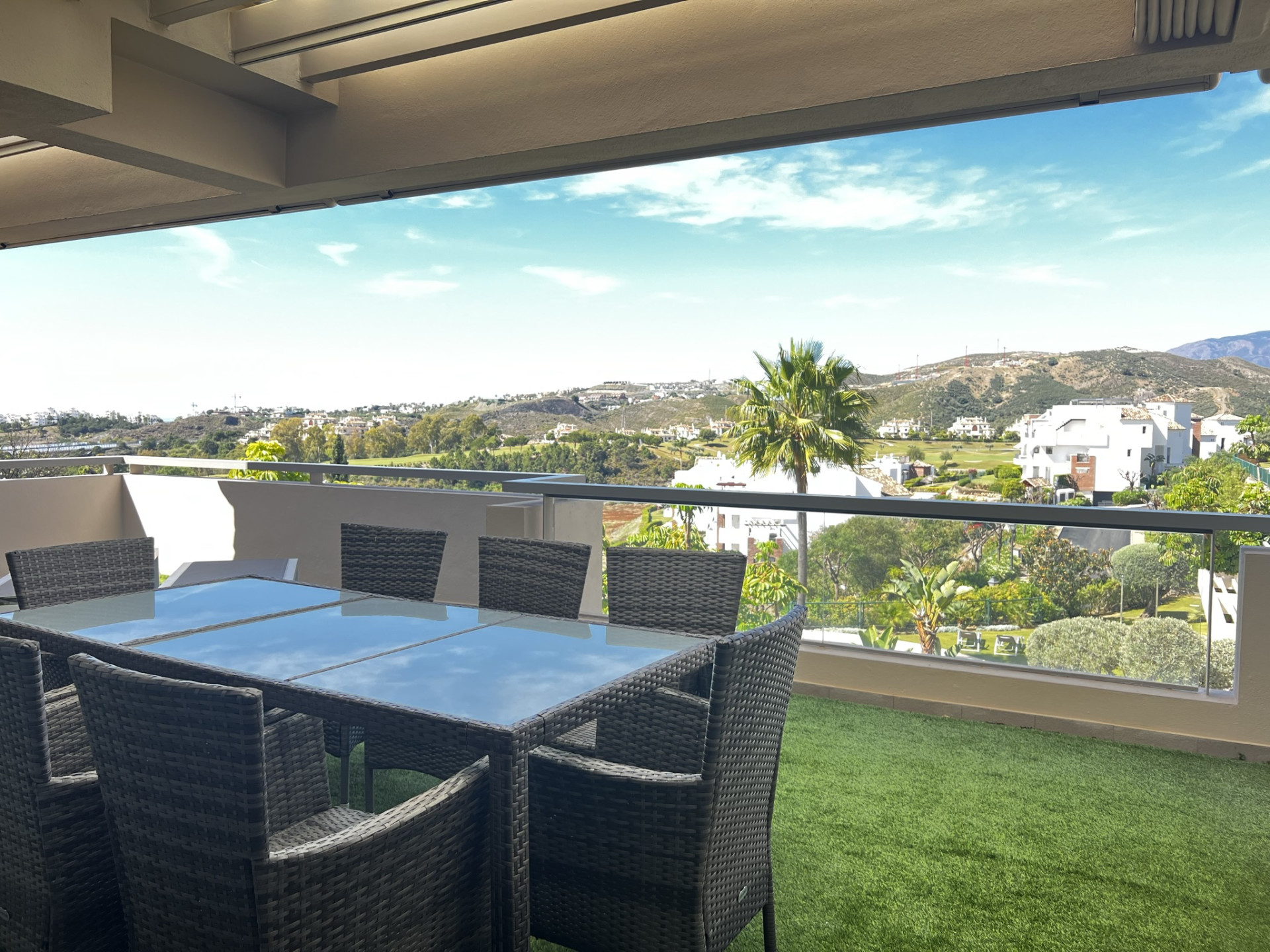 3 Bedroom Apartment in Benahavís - Photo 21