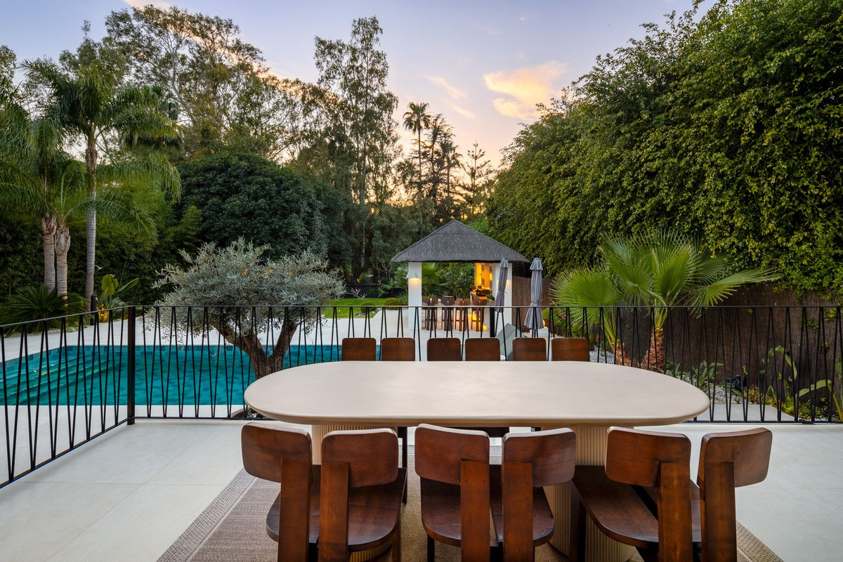 5 Bedroom Villa in Marbella - Фото 9