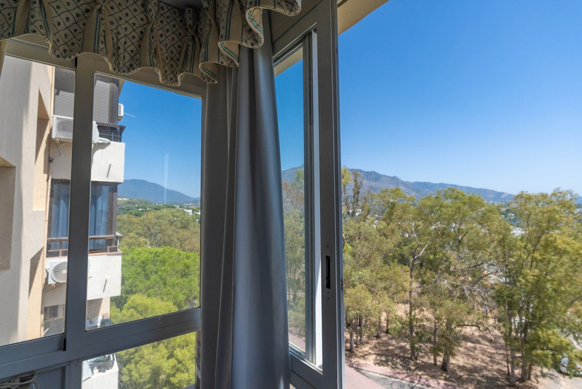 2 Bedroom Apartment in Marbella - Photo 16