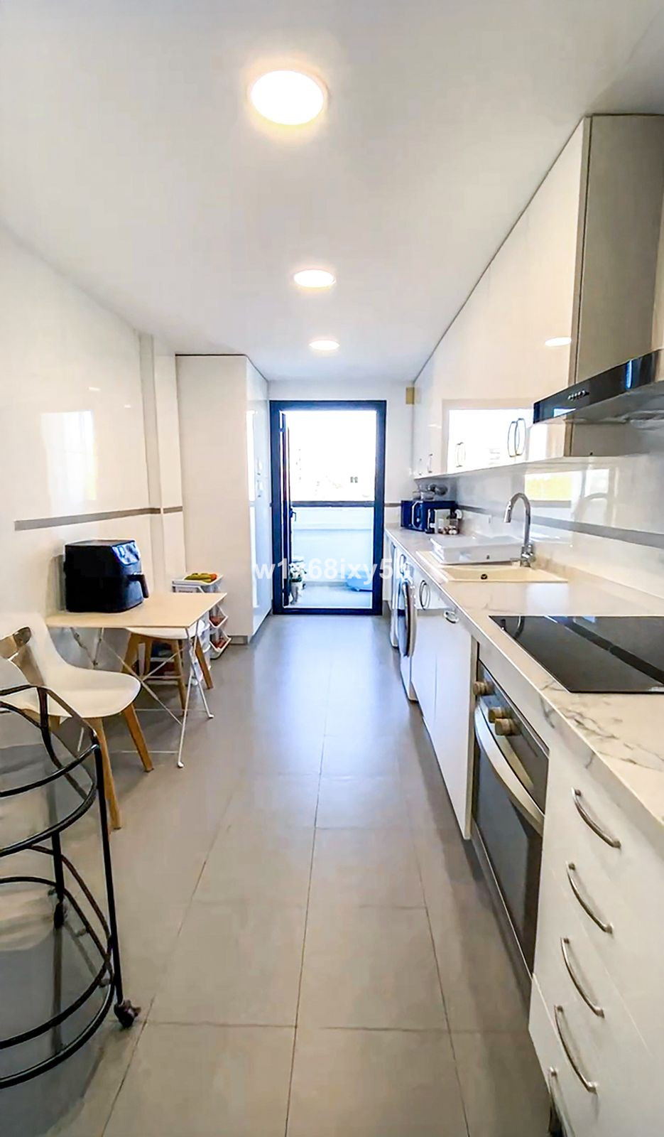 2 Bedroom Apartment in San Pedro de Alcántara - Фото 6