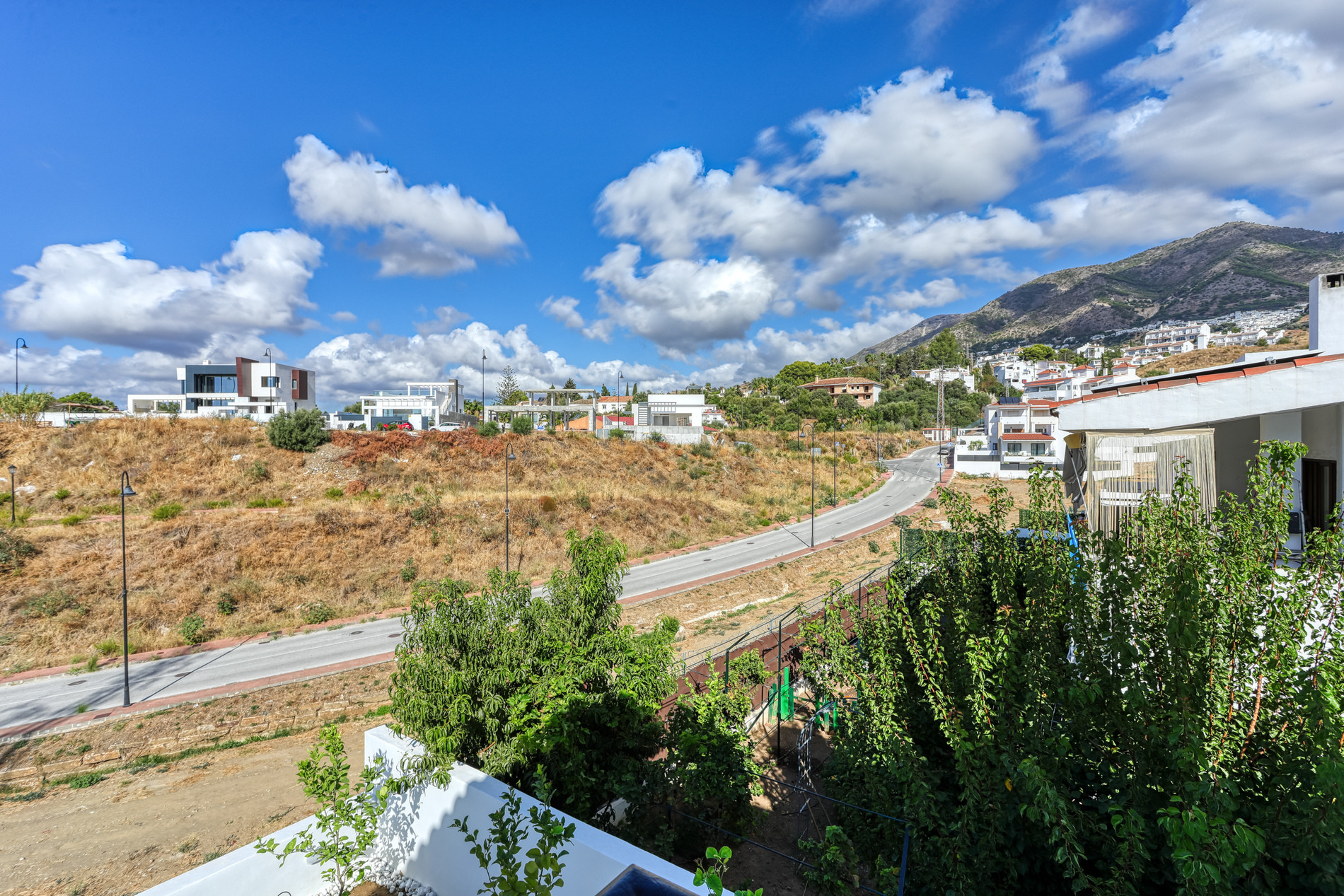 5 Bedroom Villa in Mijas - Photo 3