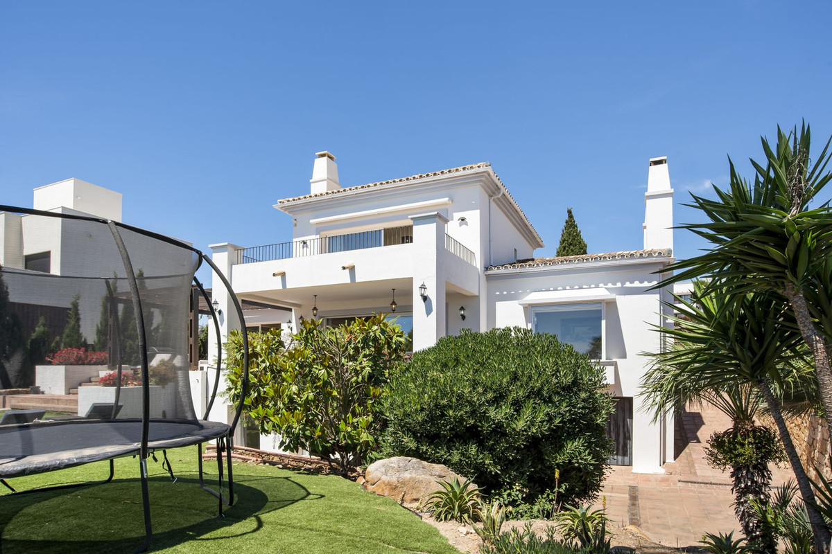4 Bedroom Villa in Manilva - Photo 29