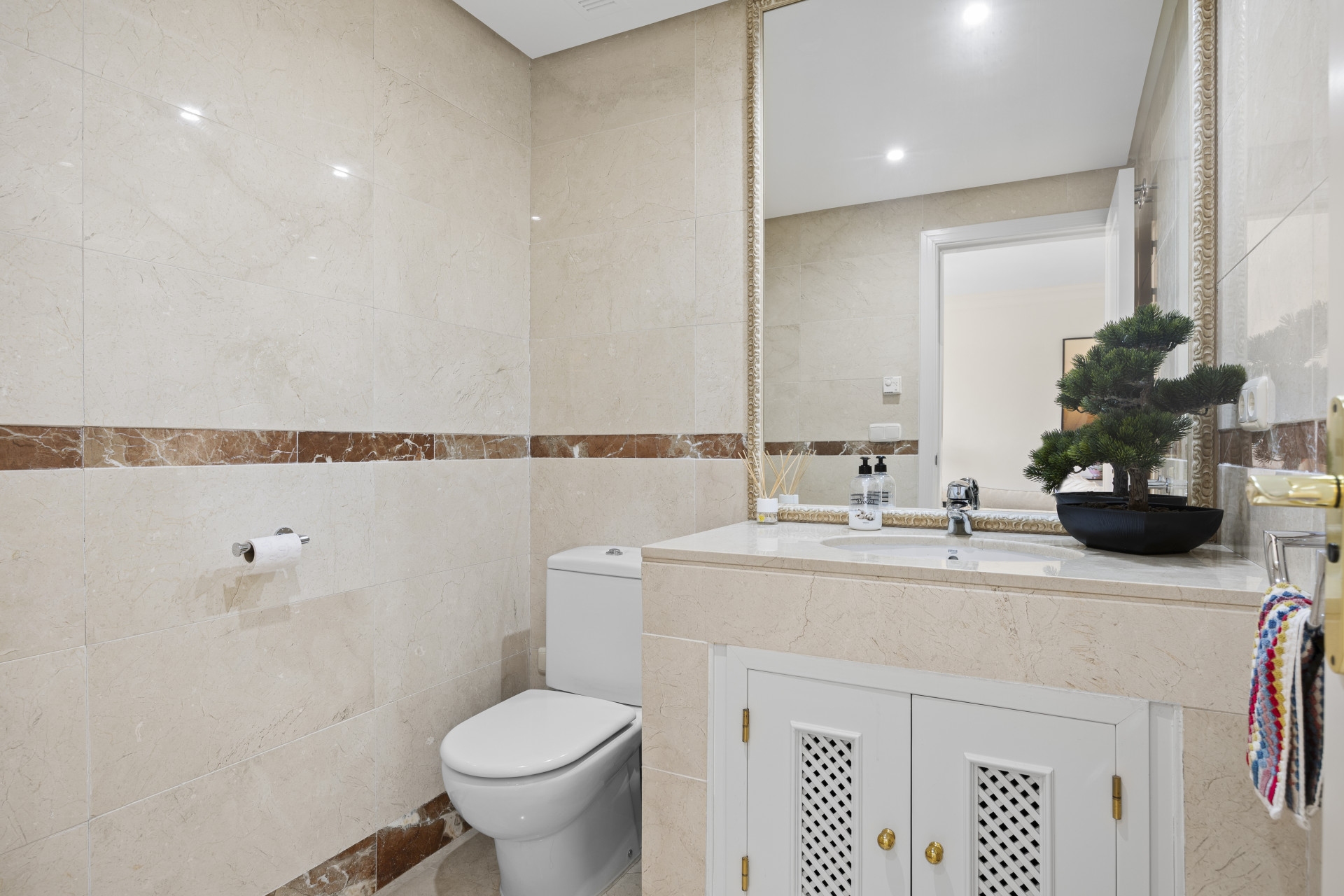 3 Bedroom Penthouse in San Pedro de Alcántara - Photo 19