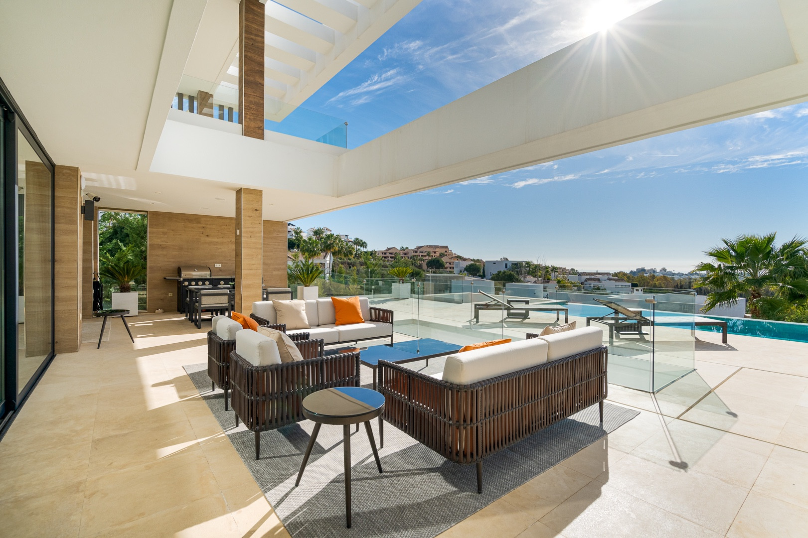5 Bedroom Villa in Benahavís - Foto 4