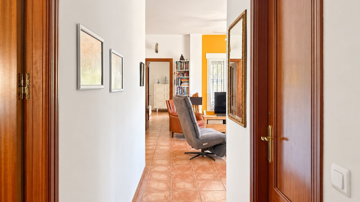3 Bedroom Villa in Colmenar - Photo 22