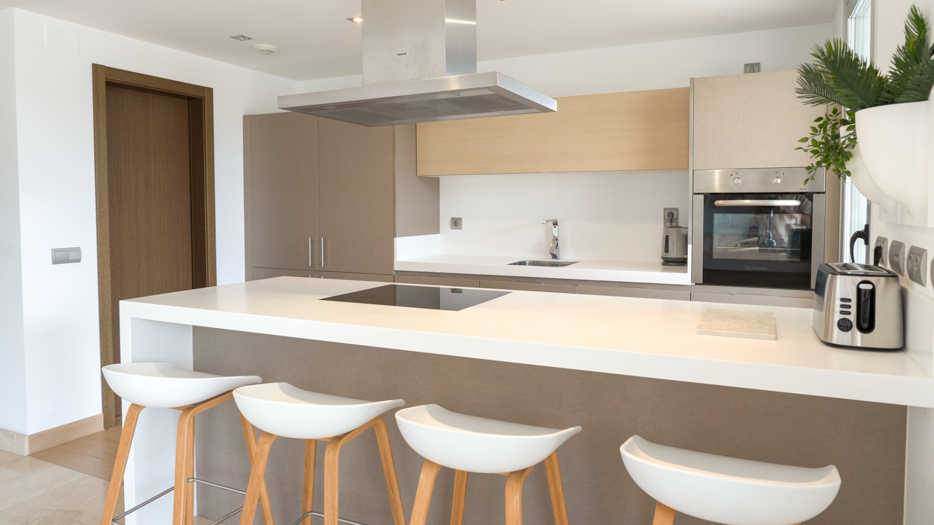 3 Bedroom Apartment in Benahavís - Photo 44