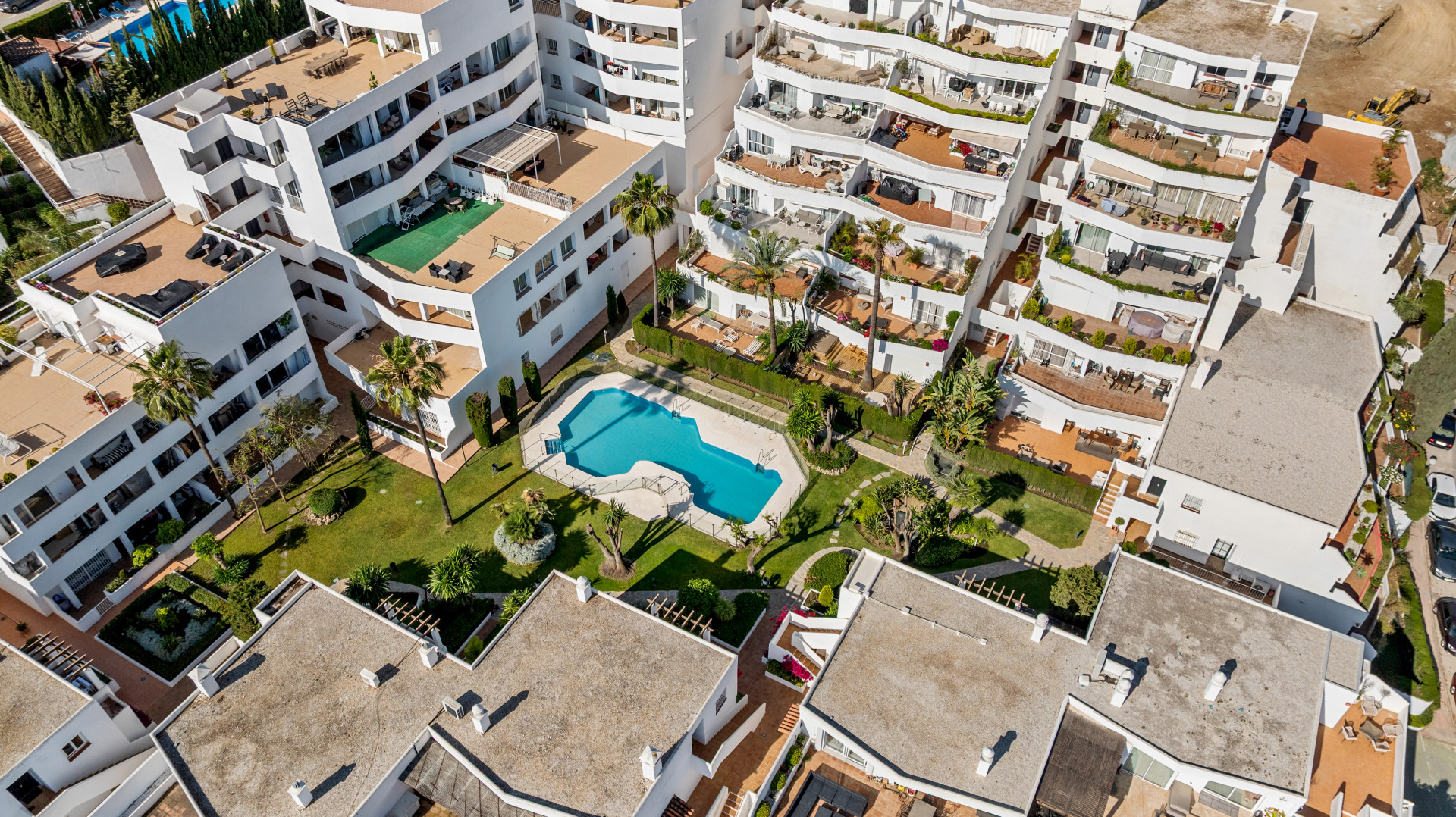 3 Bedroom Apartment in Marbella - Photo 16
