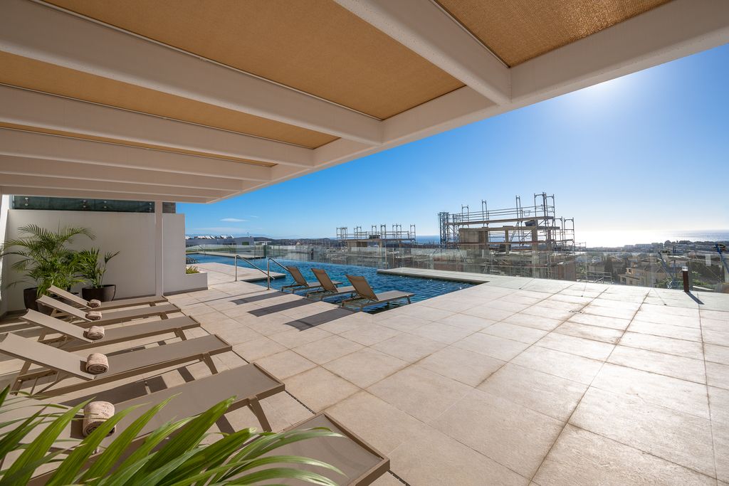 2 Bedroom Apartment in Mijas - Photo 4