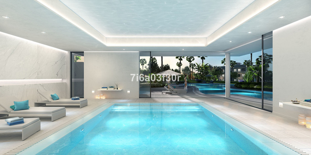 4 Bedroom Apartment in Estepona - Photo 19