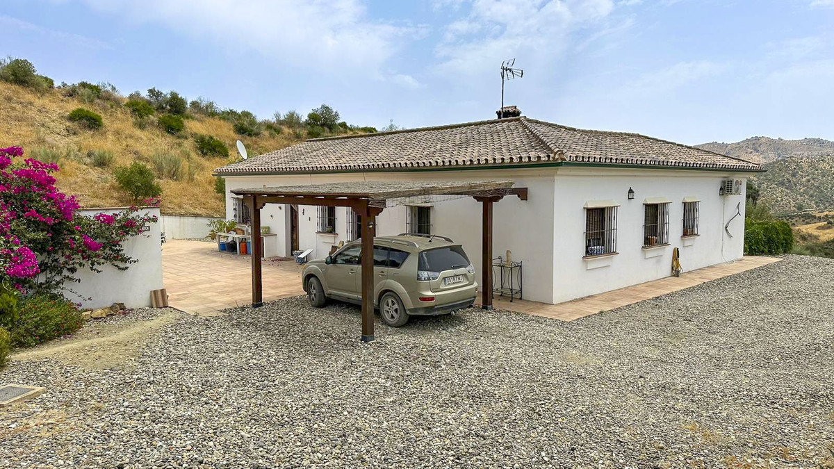 3 Bedroom Country house in Álora