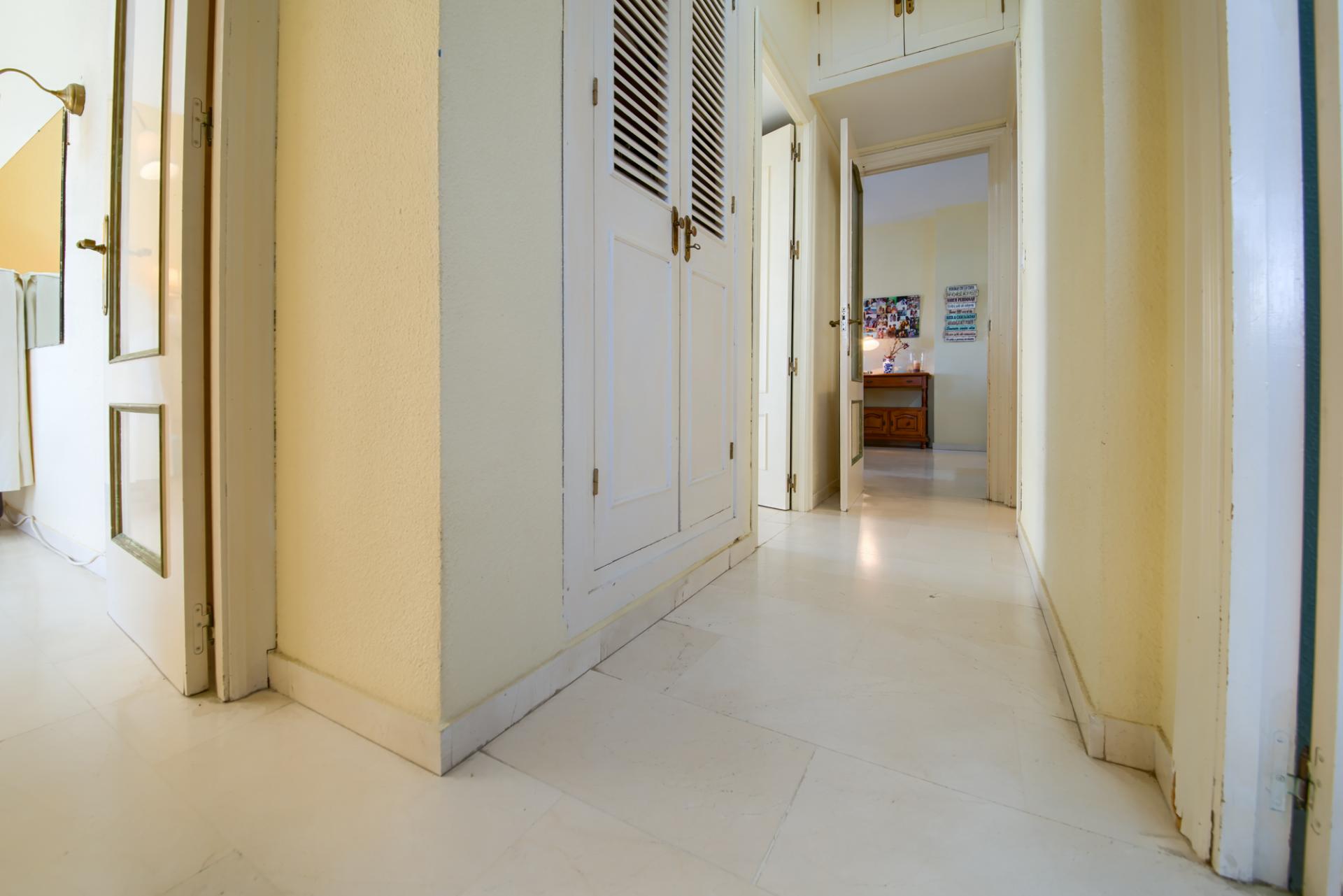 3 Bedroom Apartment in Fuengirola - Photo 30