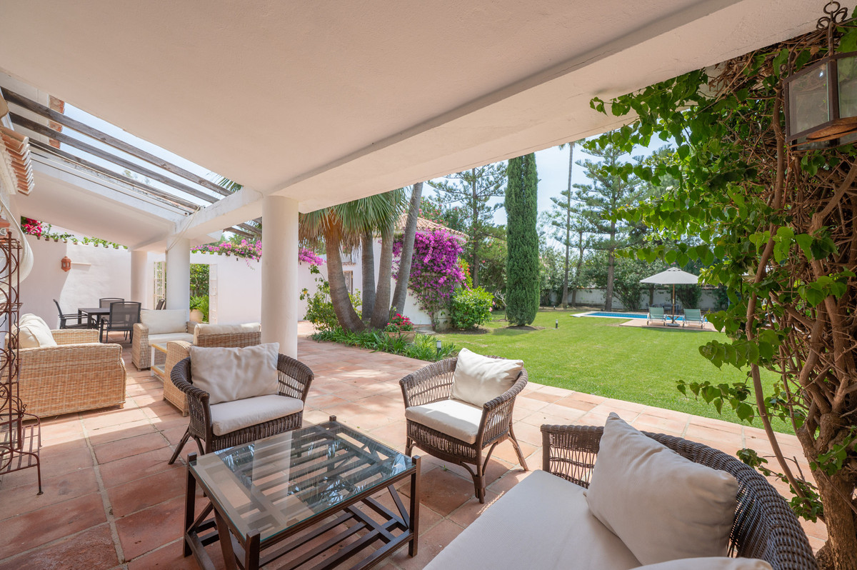 5 Bedroom Villa in San Pedro de Alcántara - Foto 10