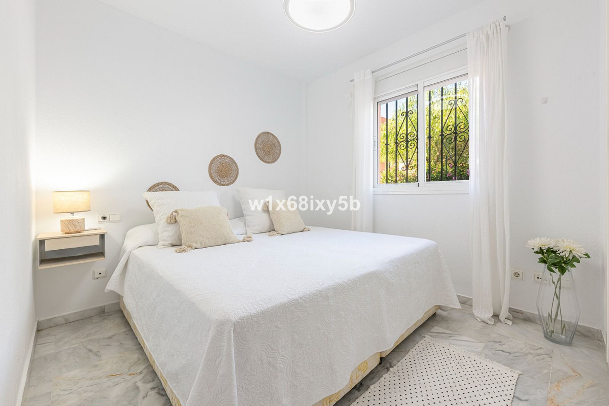2 Bedroom Apartment in Manilva - Foto 14