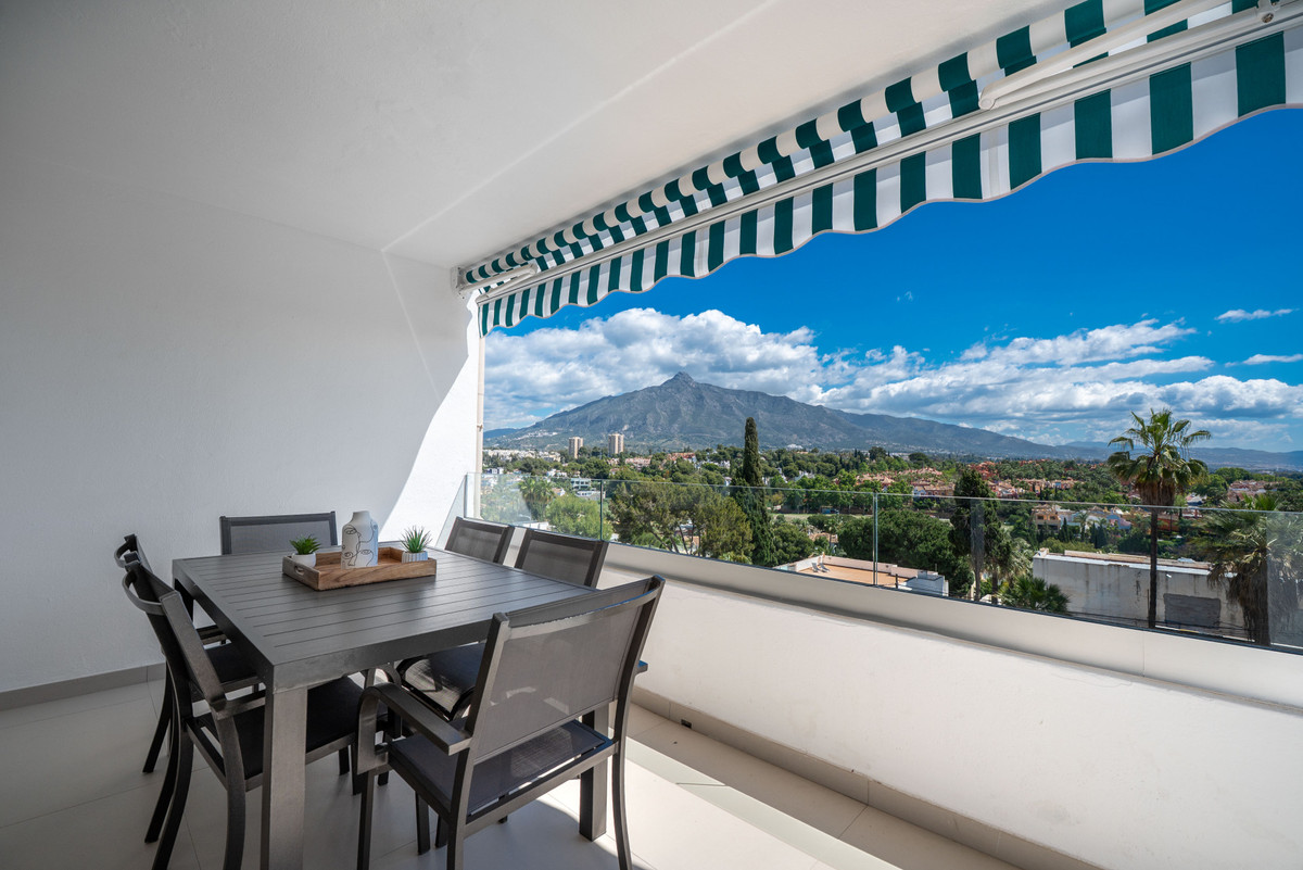 3 Bedroom Apartment in Marbella - Photo 30