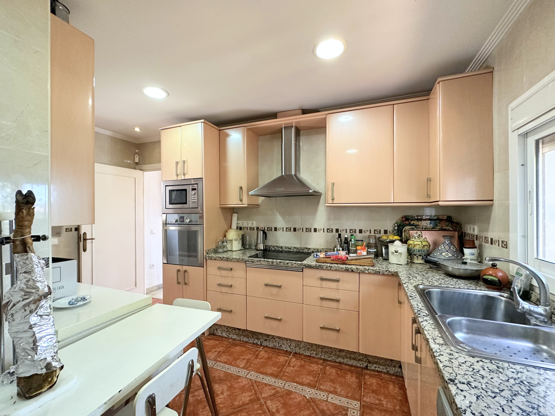 3 Bedroom Villa in Fuengirola - Photo 8