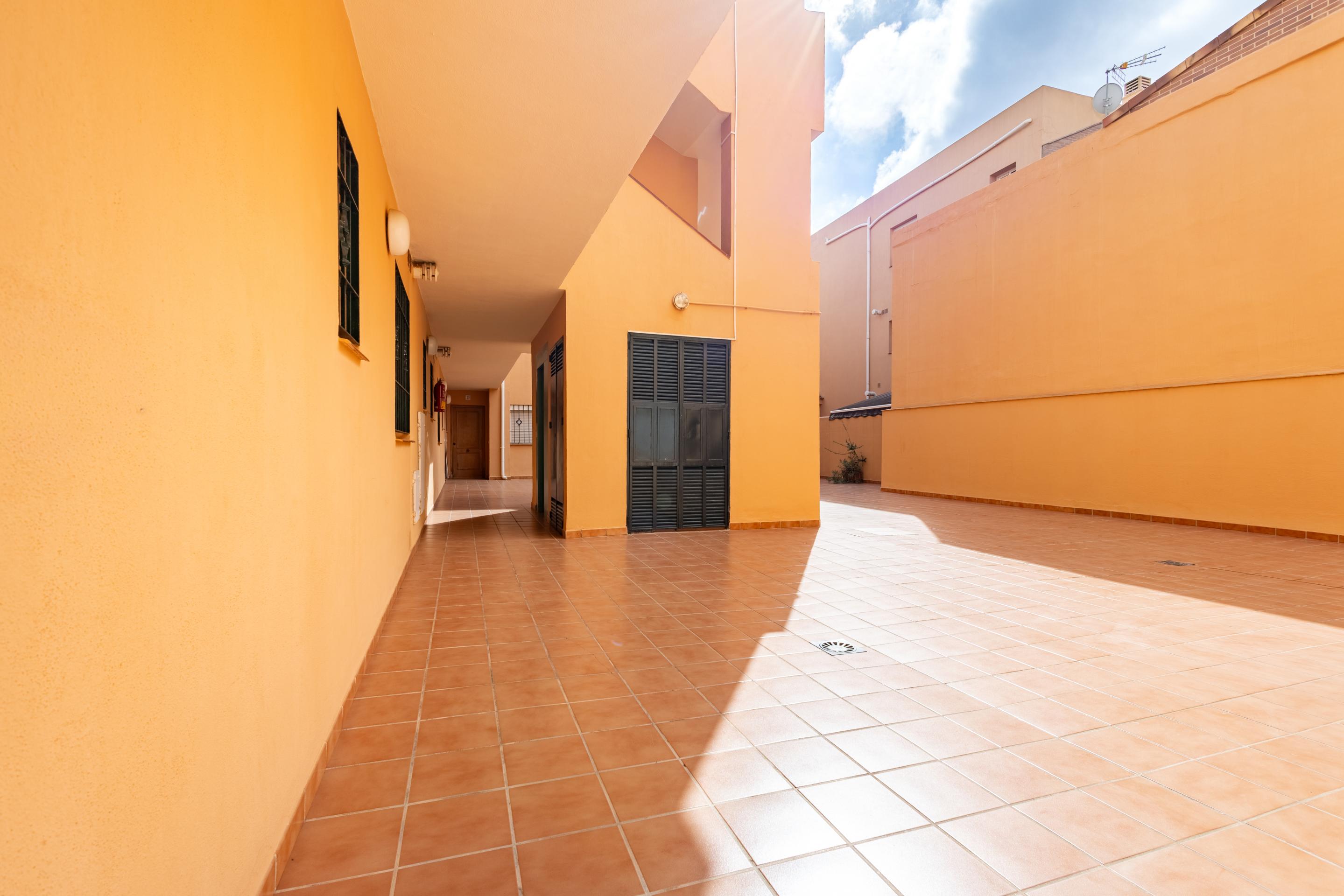 3 Bedroom Apartment in Alhaurín de la Torre - Photo 25