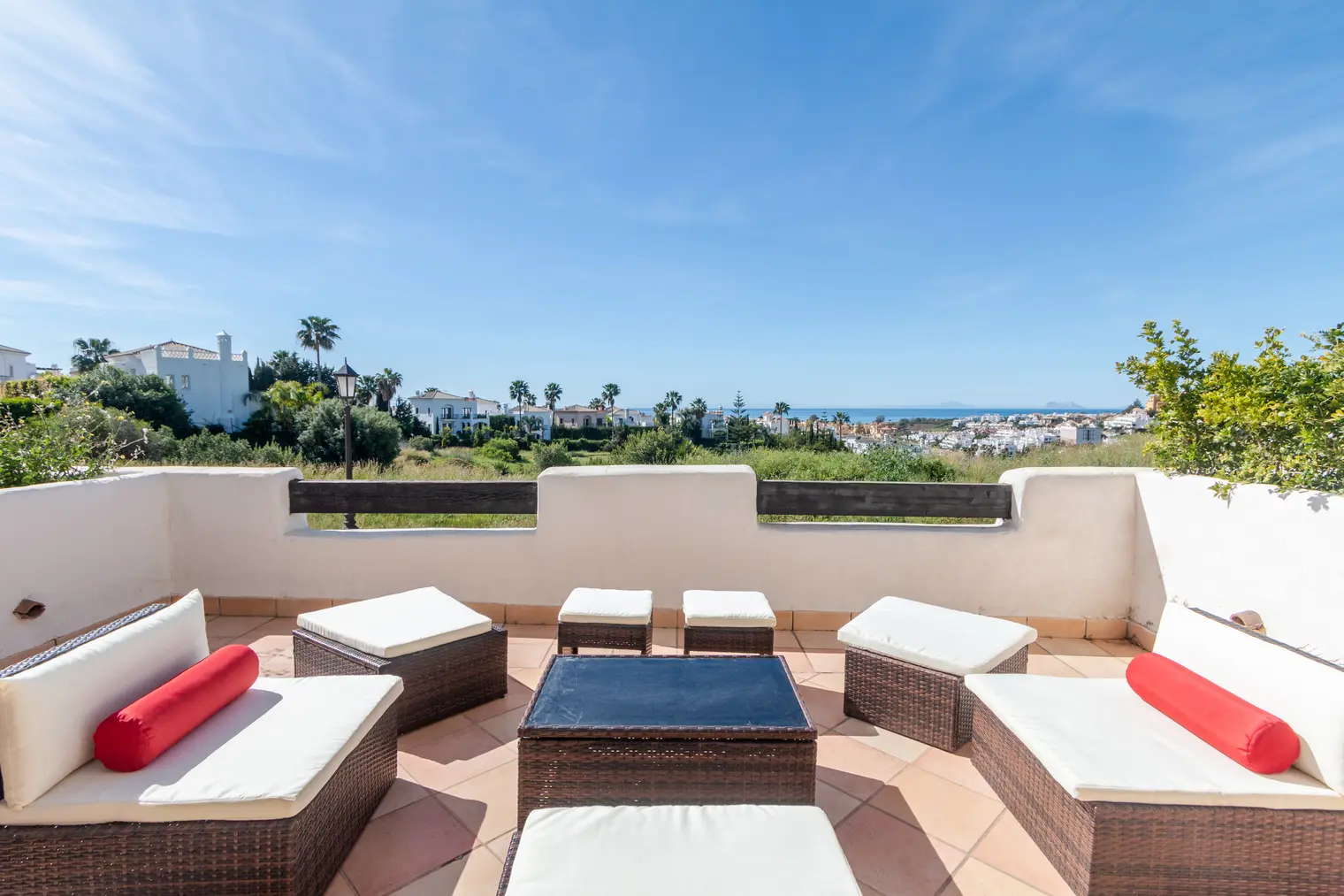3 Bedroom Townhouse in Estepona - Photo 17