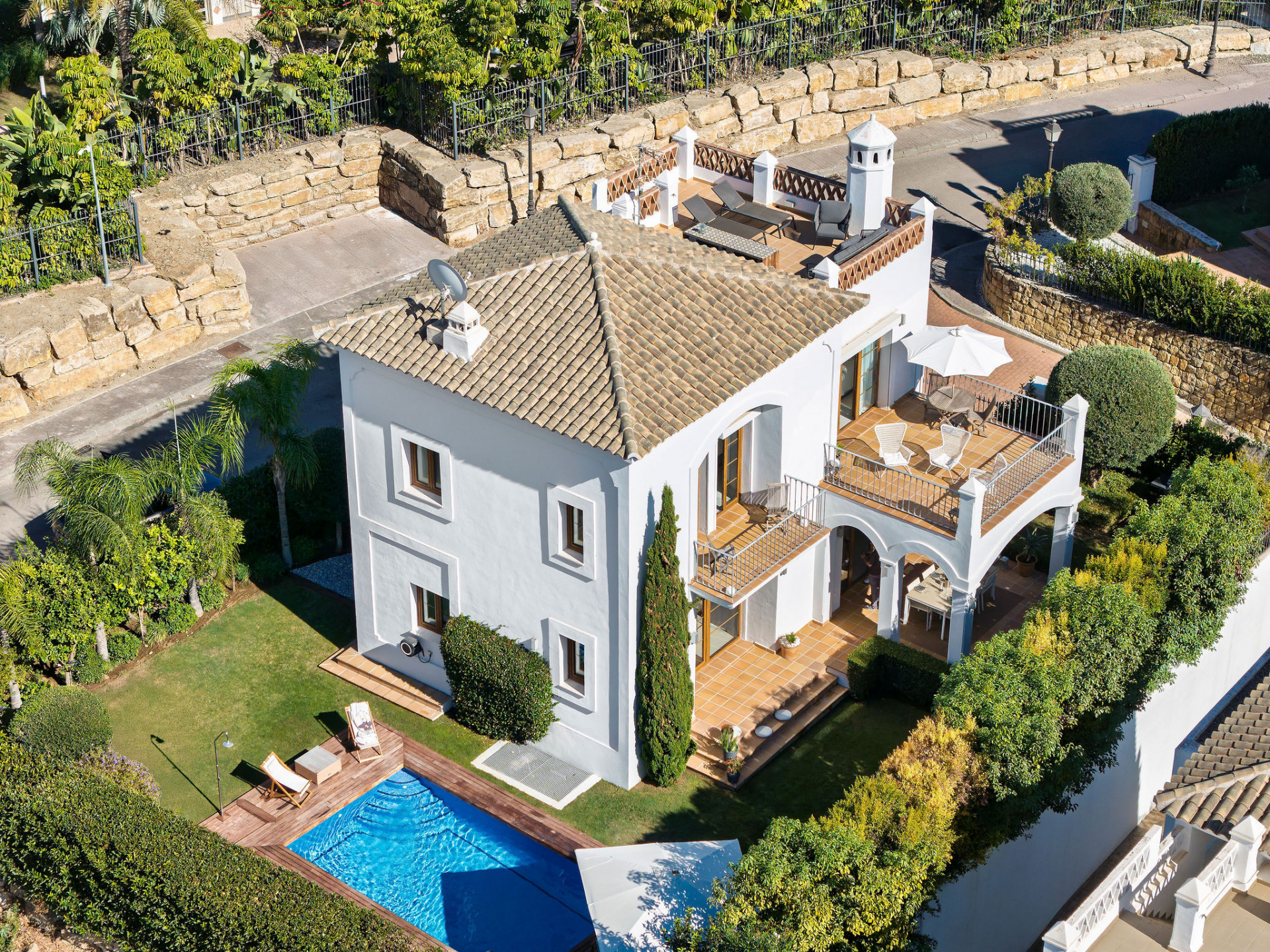 4 Bedroom Villa in Estepona - Photo 3