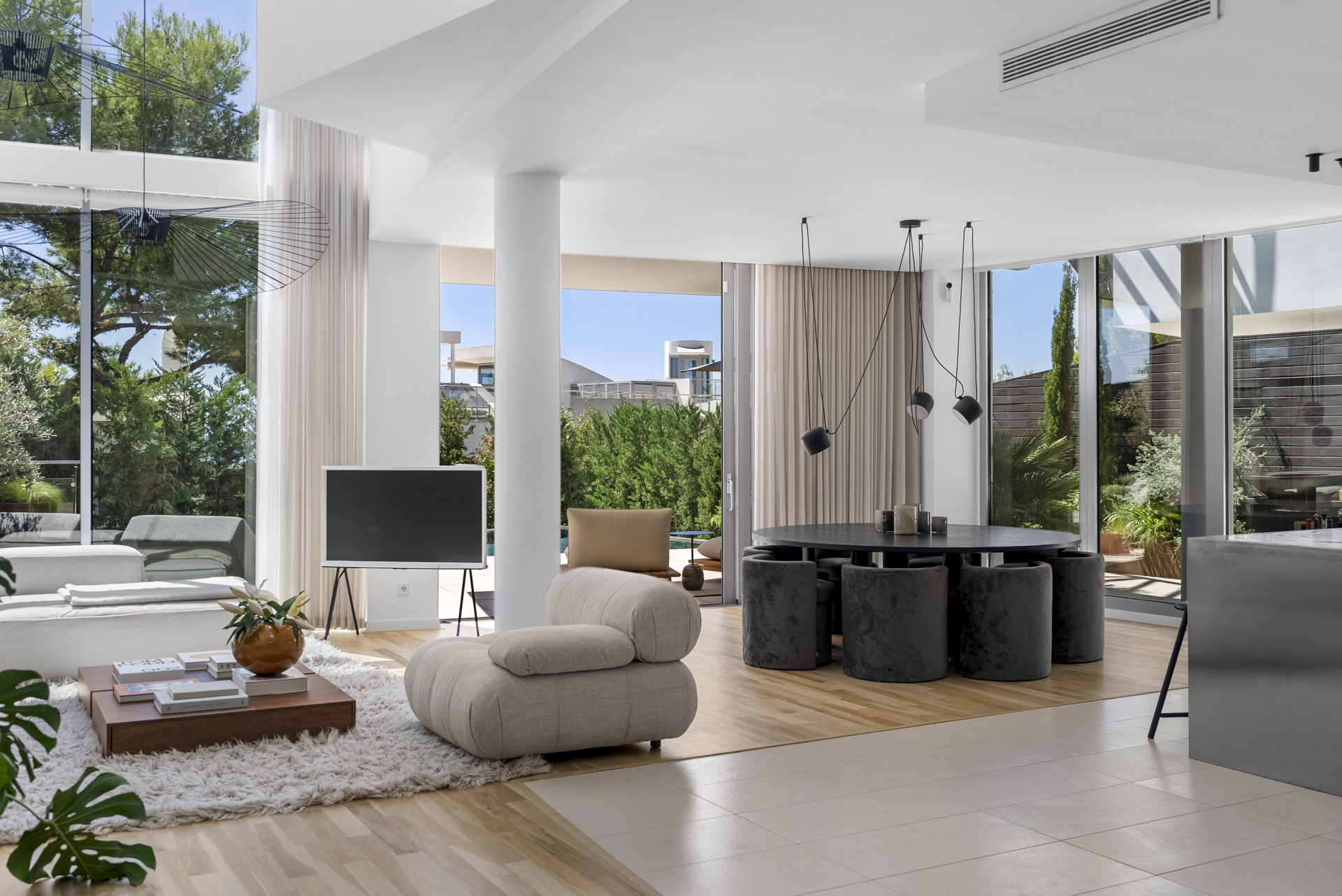3 Bedroom Villa in Marbella - Photo 3