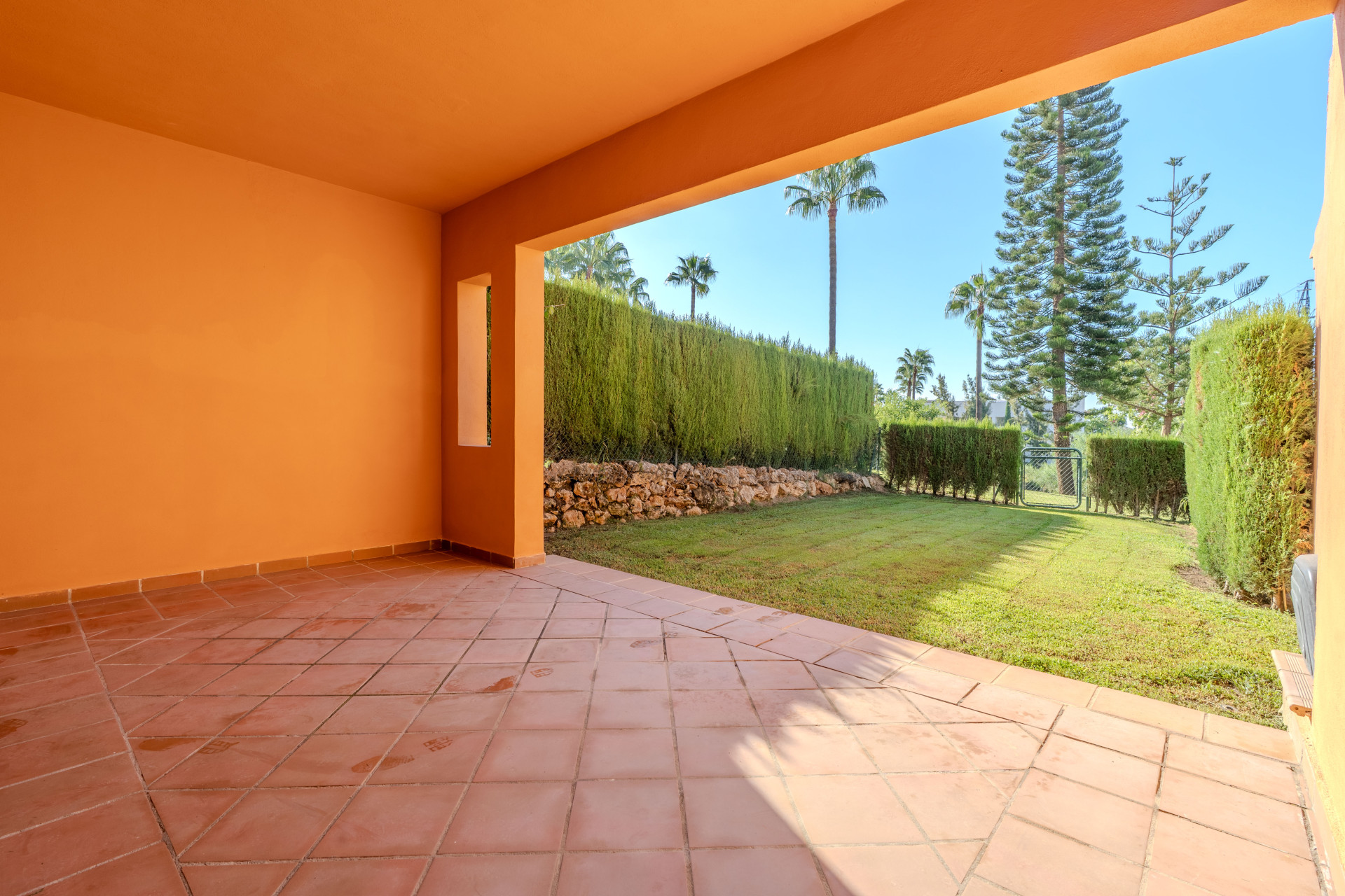3 Bedroom Townhouse in Estepona - Photo 7