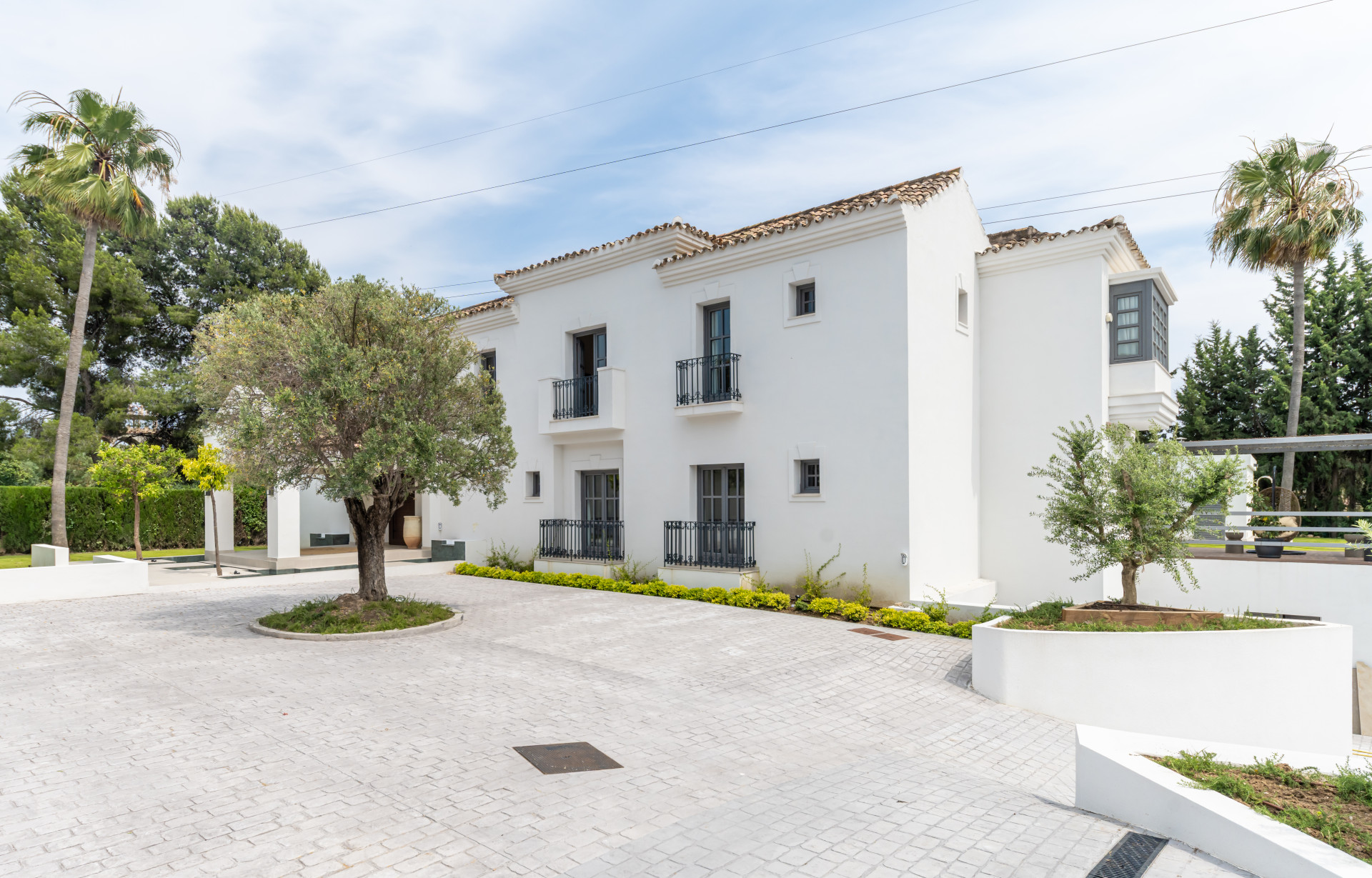 5 Bedroom Villa in Estepona - Photo 39