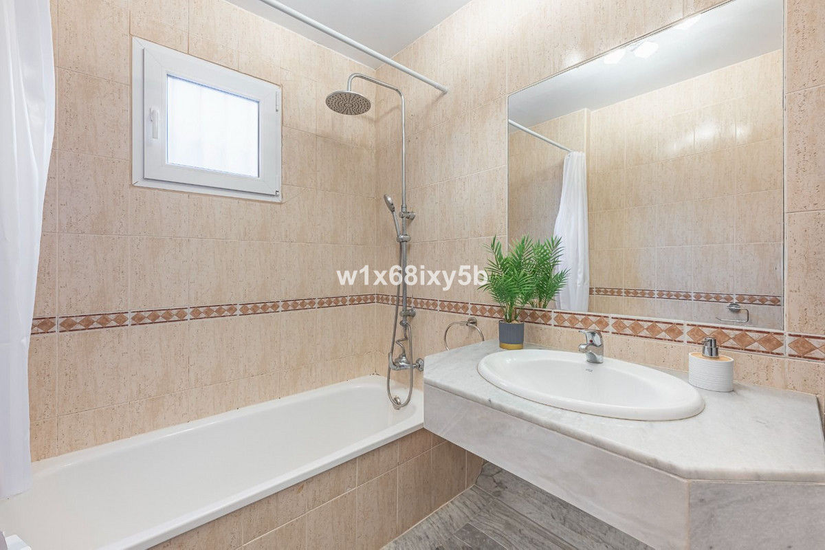 2 Bedroom Apartment in Manilva - Foto 17
