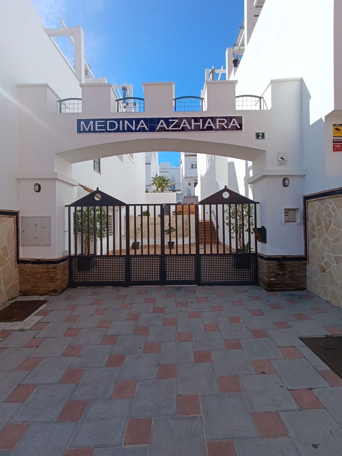 3 Bedroom Townhouse in Fuengirola - Photo 9