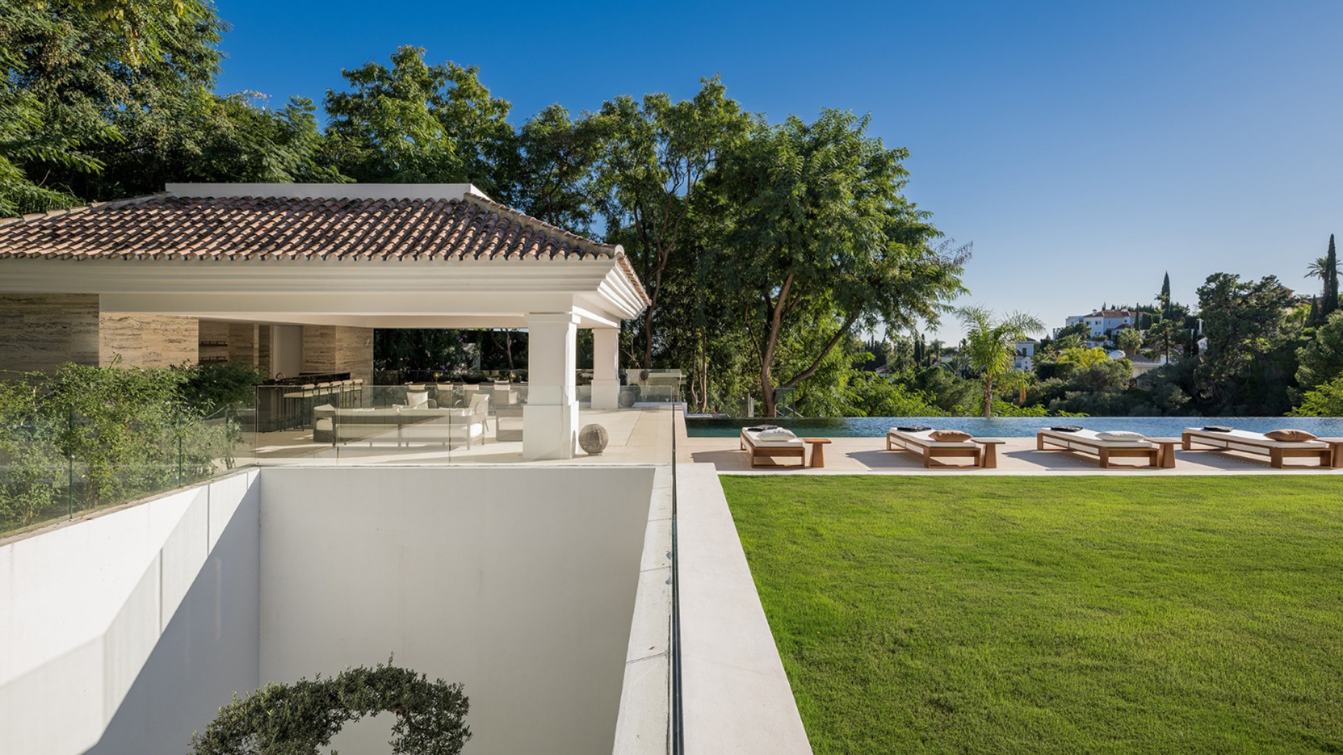 7 Bedroom Villa in Benahavís - Foto 14