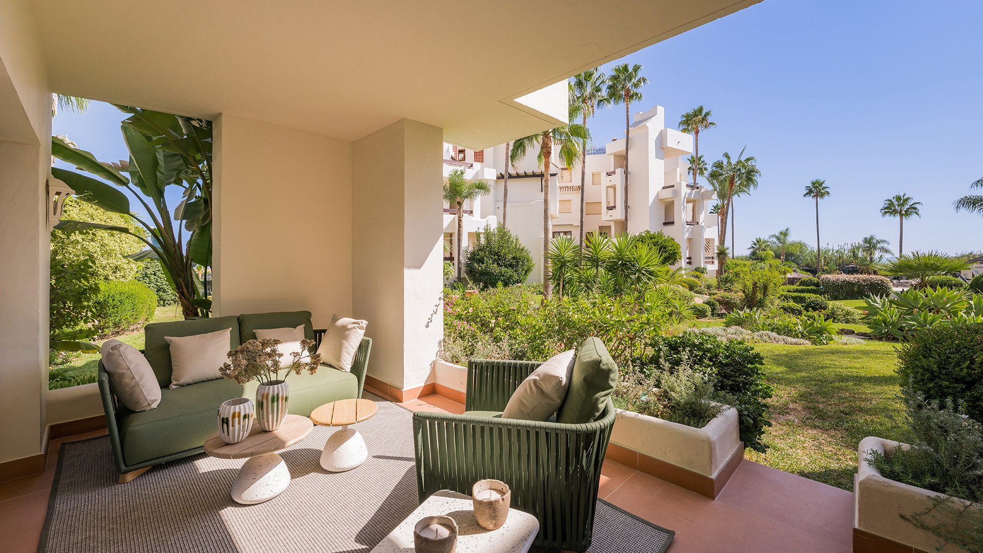 3 Bedroom Apartment in Estepona - Foto 18