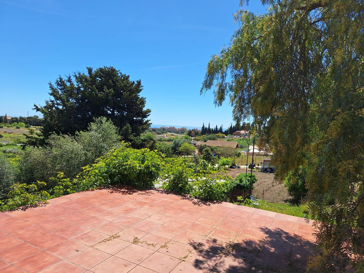 3 Bedroom Country house in Estepona - Photo 7